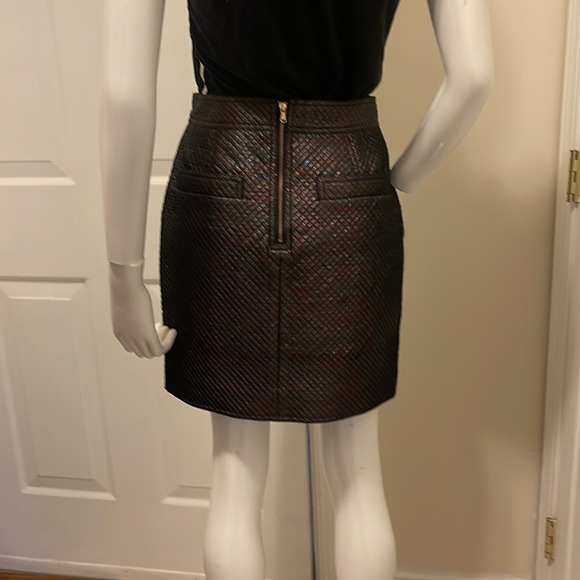 Marc Jacob’s beautiful skirts unique design . Very chic for going fancy places - Picture 1 of 12